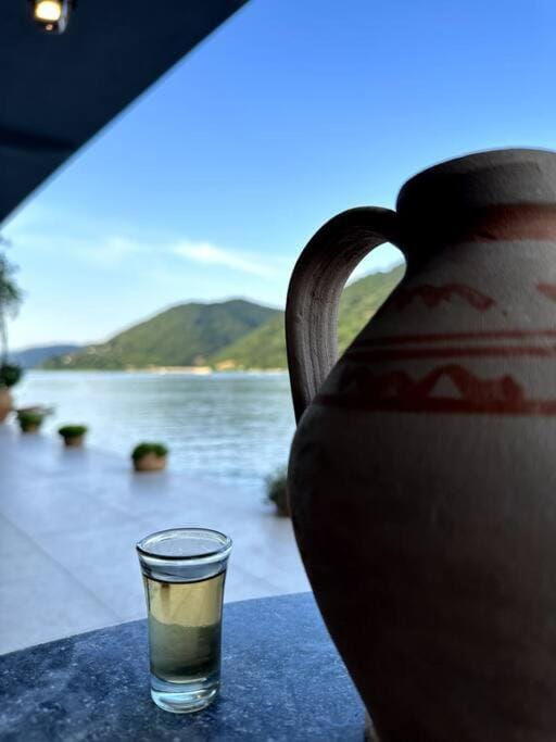 Day, Balcony/Terrace