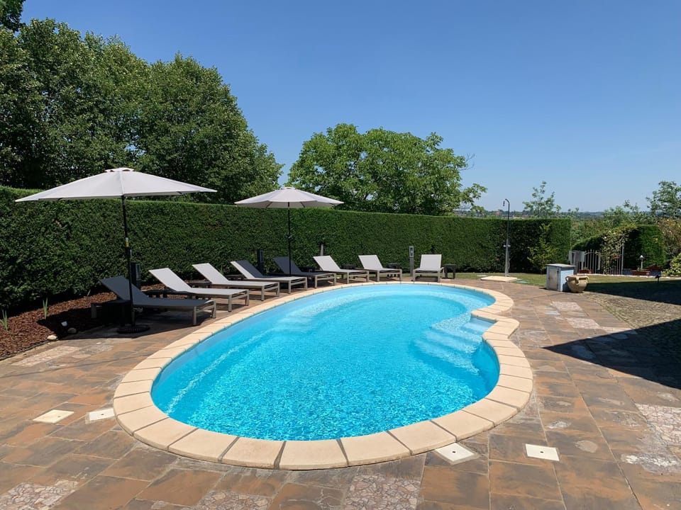 Swimming pool, Swimming pool, sunbed