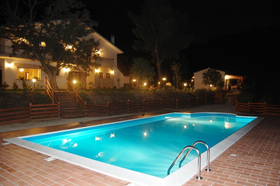 Night, Swimming pool
