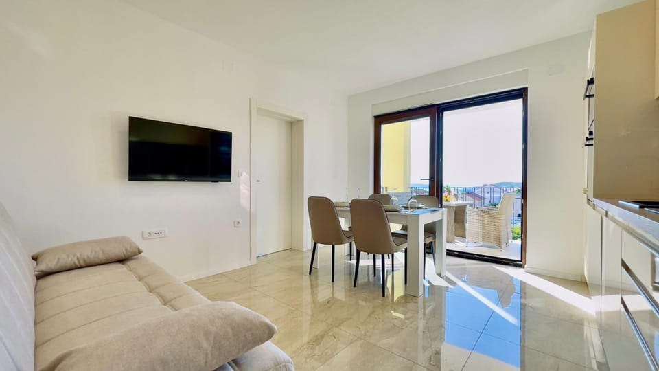 Living room, kitchen