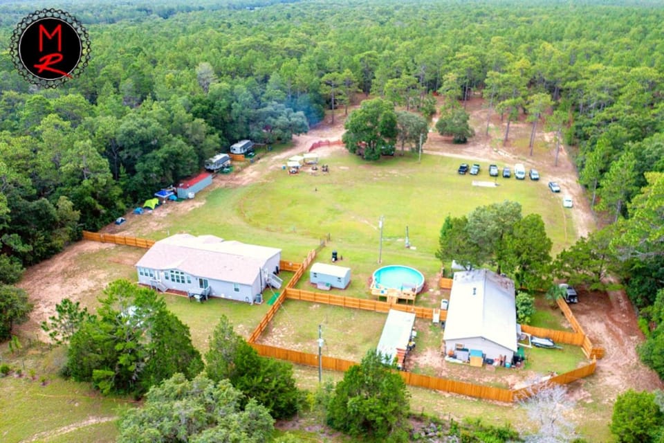 Epic Outdoor Adventure Await Your Group! Sleep 34 House in Florida