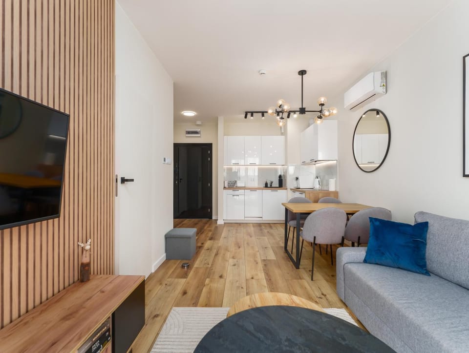 Kitchen or kitchenette, Living room, stove