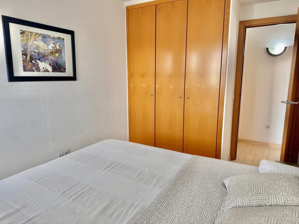 Bedroom, wardrobe