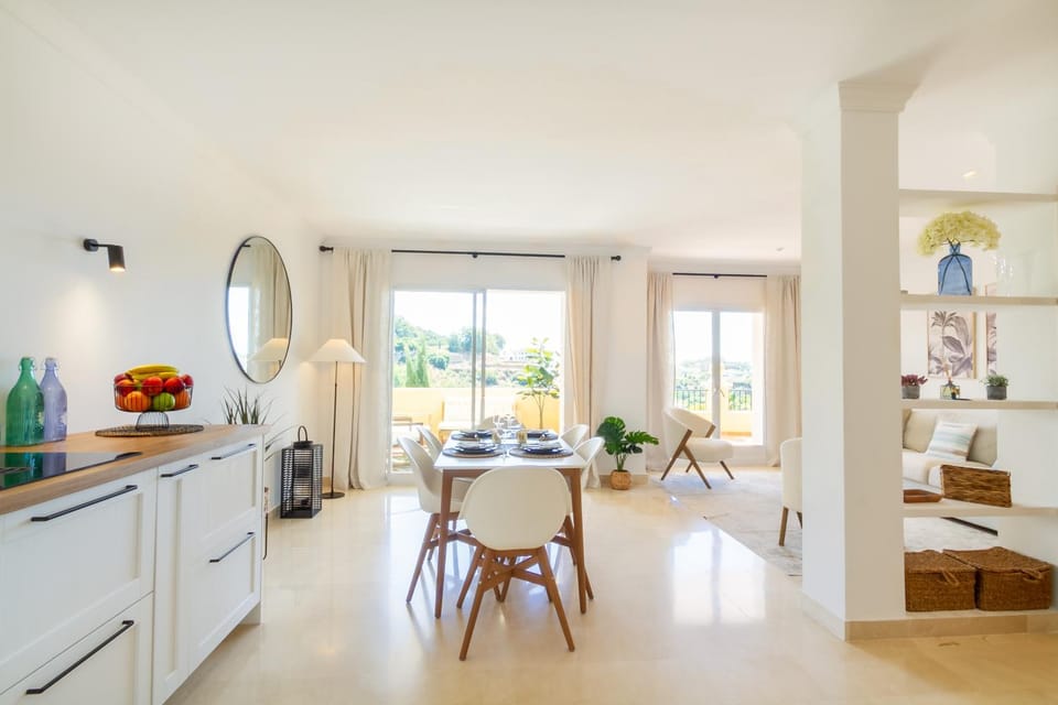 MARBELLA BANUS SUITES - La Quinta Cosy Flat With Fantastic Terrace Apartment in Marbella