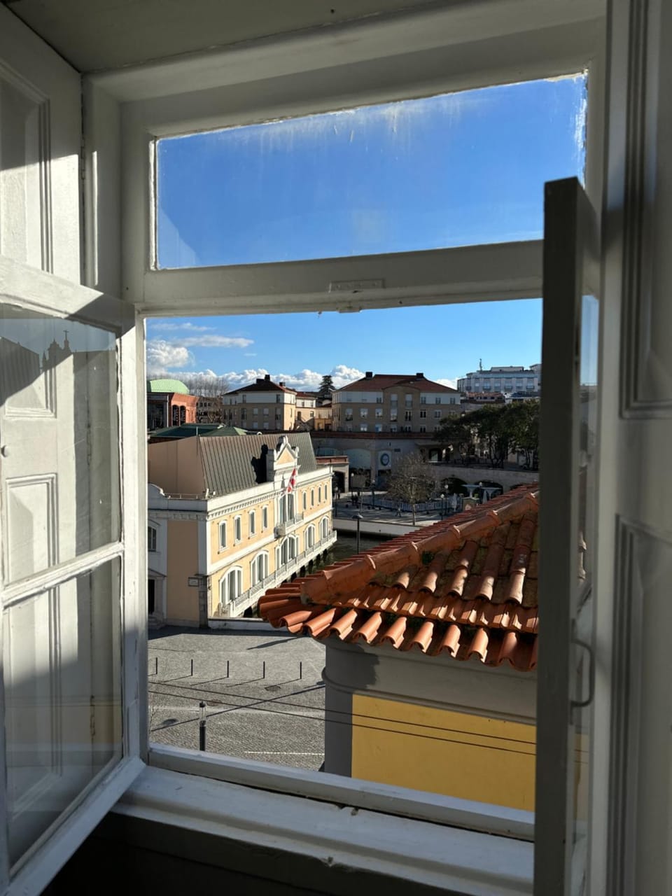 Day, View (from property/room), City view