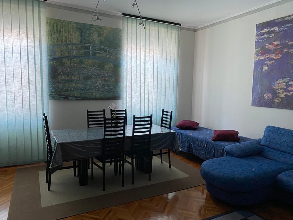 Living room, Bedroom