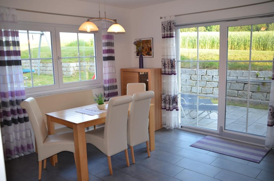 Balcony/Terrace, Seating area, Dining area