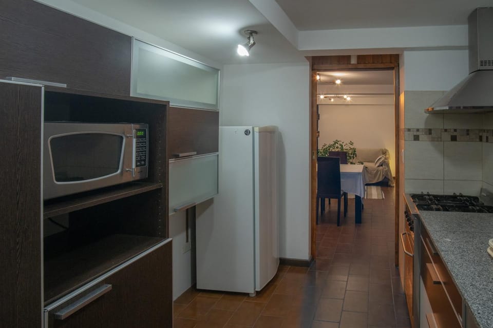 Kitchen or kitchenette, minibar, pet friendly, stove, toaster