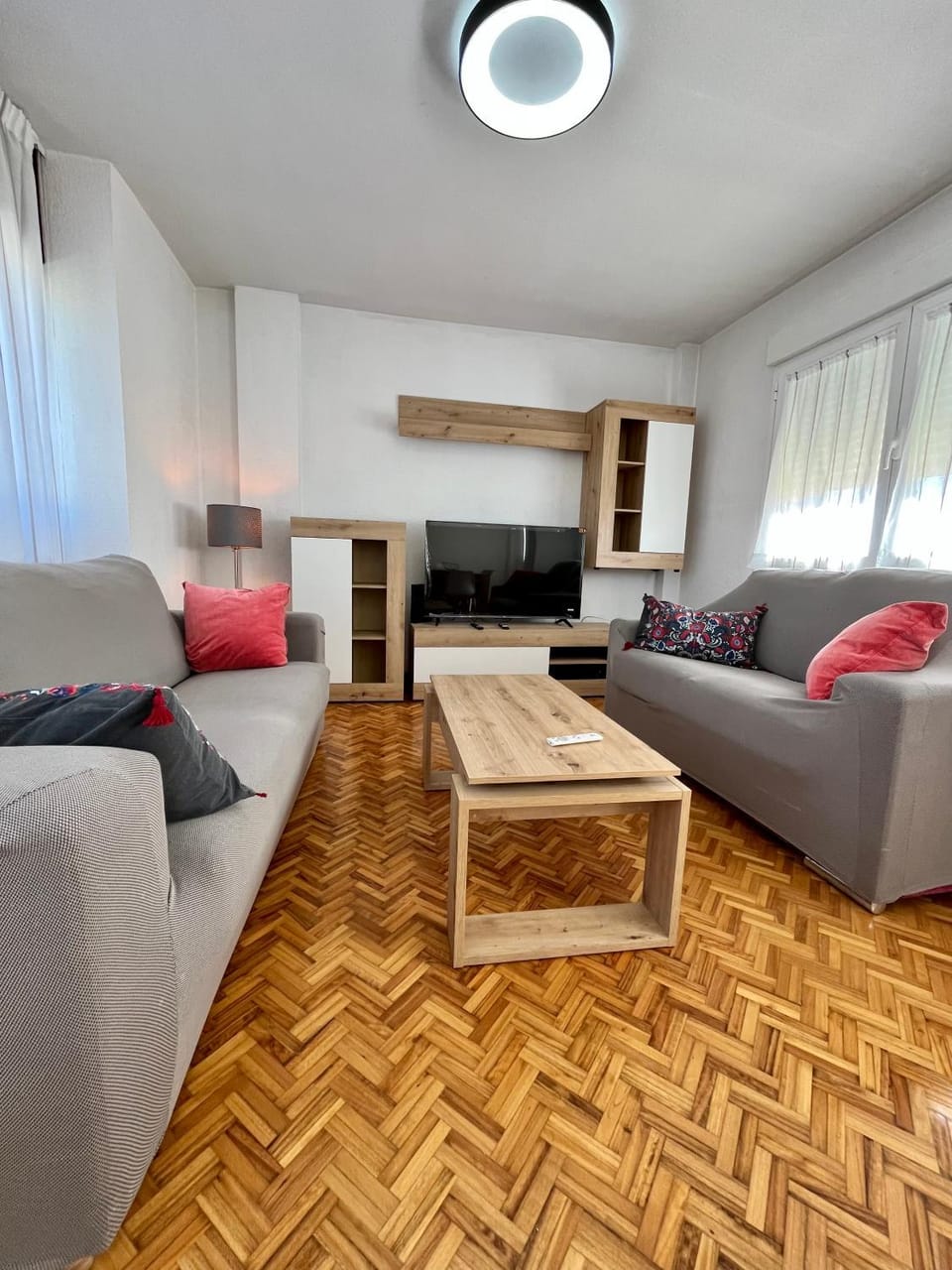 Communal lounge/ TV room, TV and multimedia, Living room, Seating area