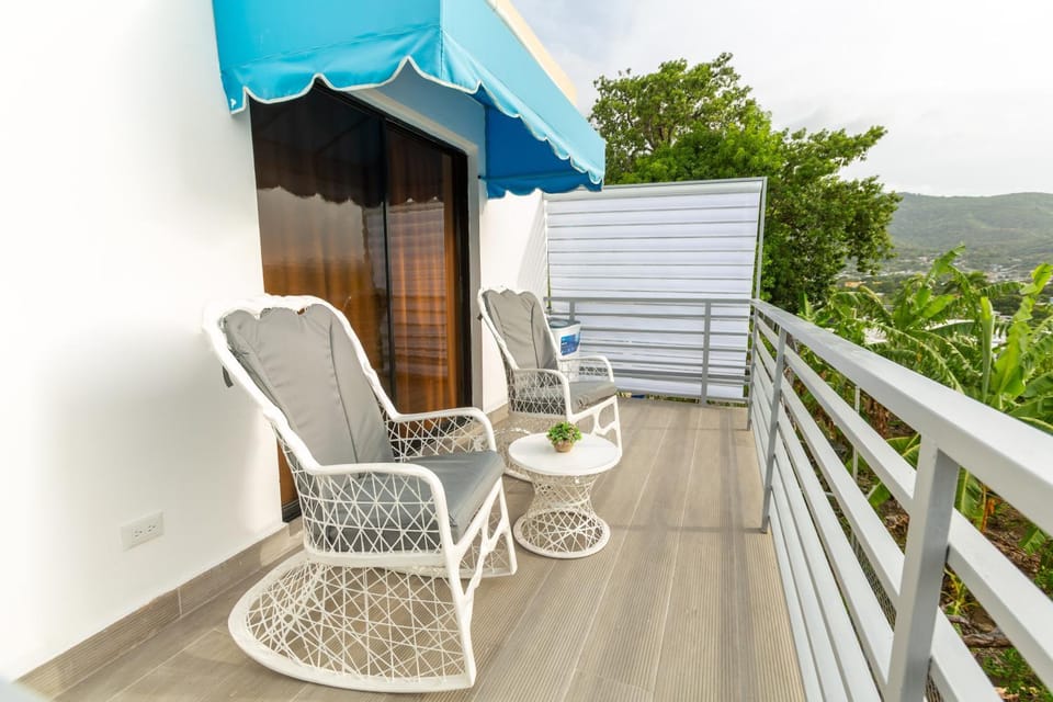 Day, Natural landscape, Balcony/Terrace, Mountain view