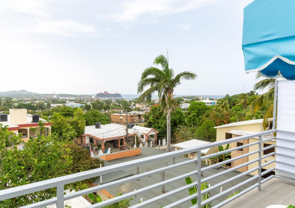 Day, Natural landscape, View (from property/room), Balcony/Terrace, City view
