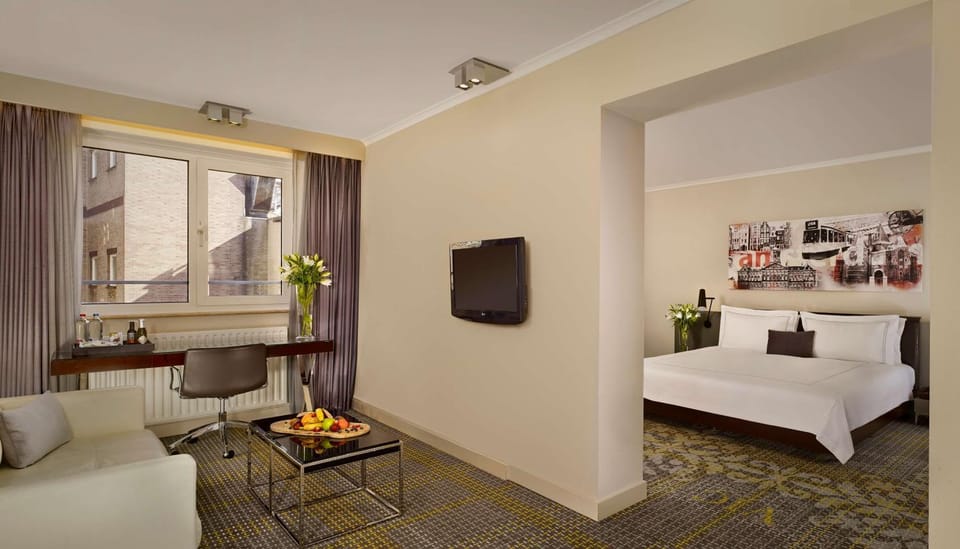 Photo of the whole room, On site