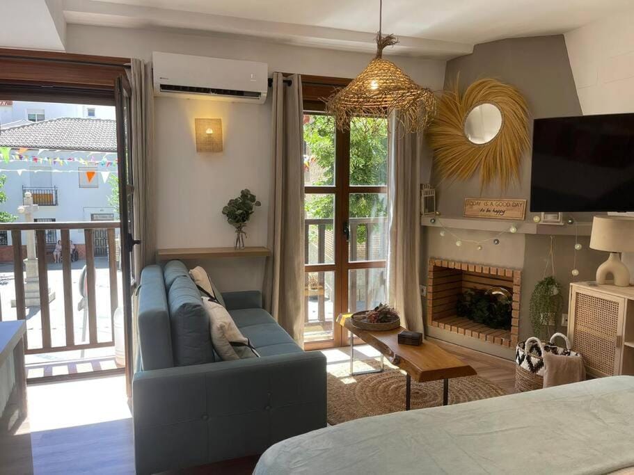 TV and multimedia, Living room, Photo of the whole room, flat iron
