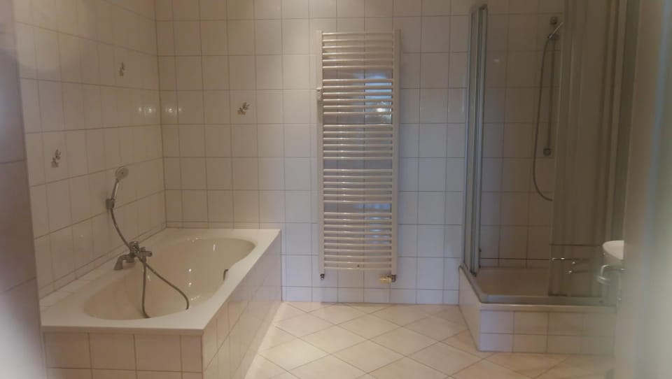 Shower, Bathroom, Bath