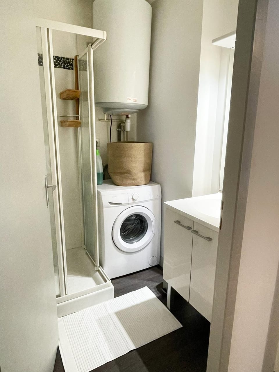 Appartement T2 - Chartrons Apartment in Bordeaux