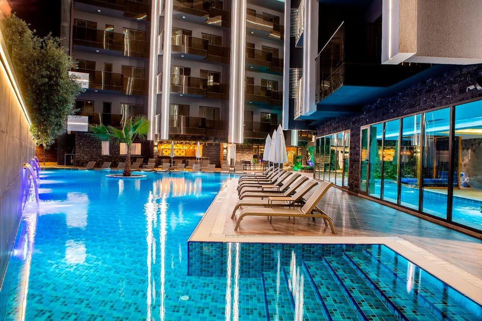 Pool view, Swimming pool, Swimming pool, sunbed