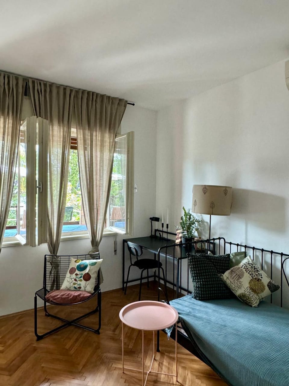 Living room, Bedroom