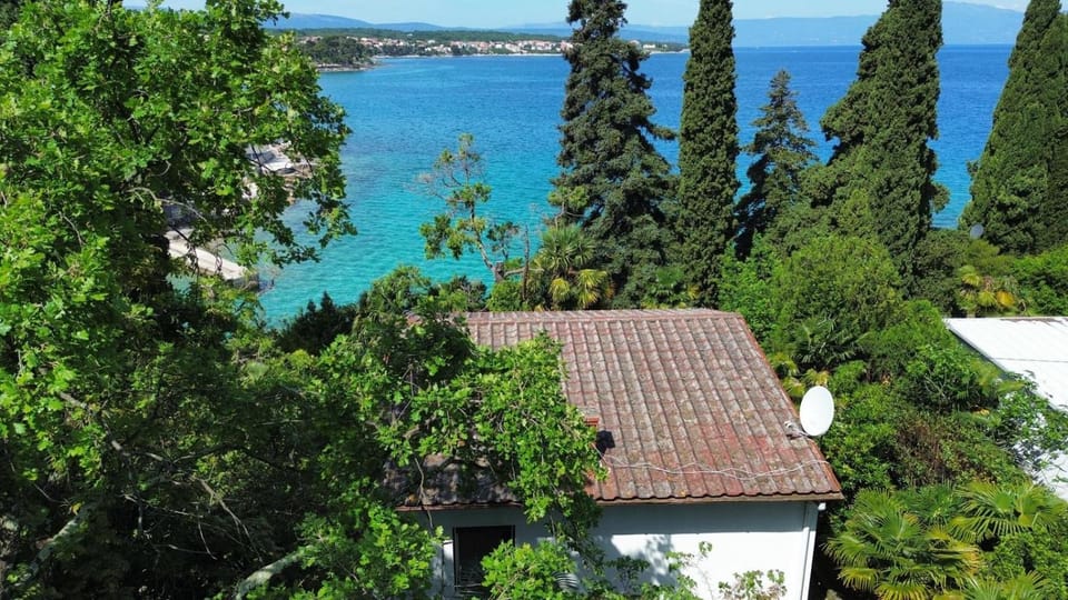 Property building, Garden, Sea view