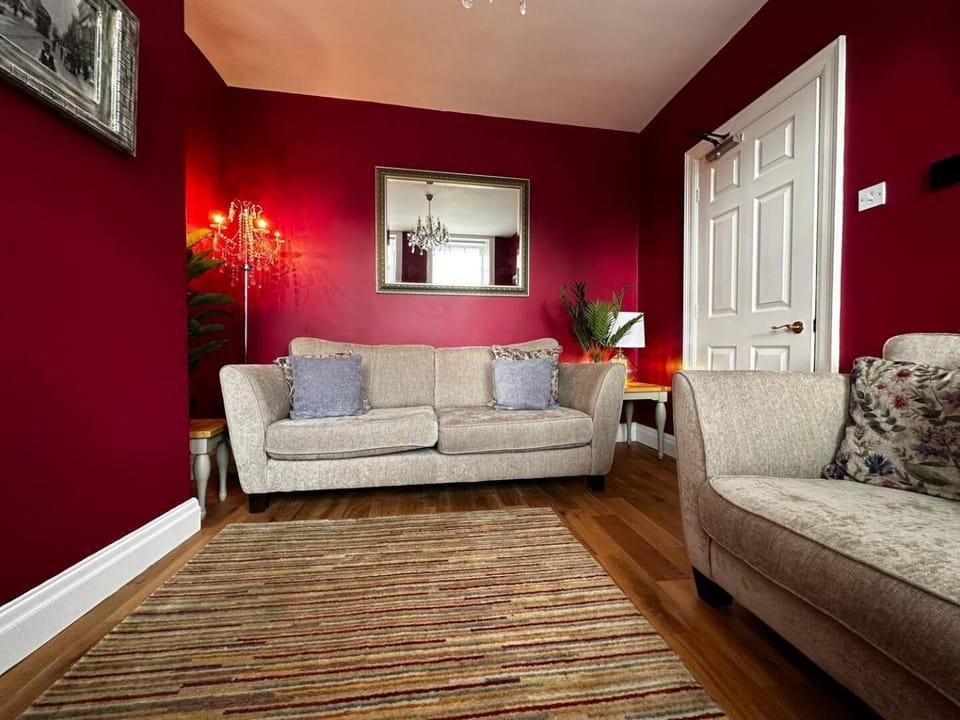 Entire home in perfect old town location House in Hull