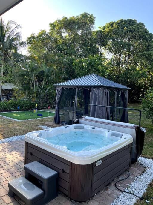 Natural landscape, Hot Tub, Hot Tub