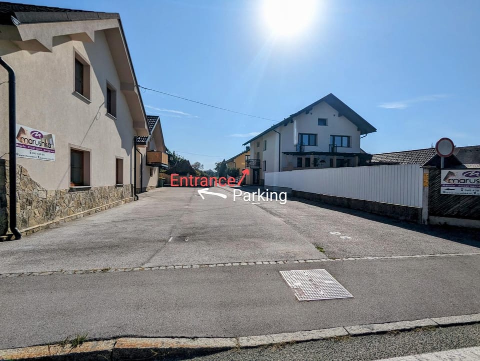 Facade/entrance, Parking