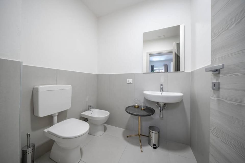 Shower, Toilet, Bathroom, bidet