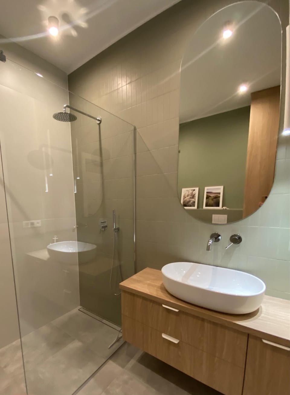 Shower, Bathroom