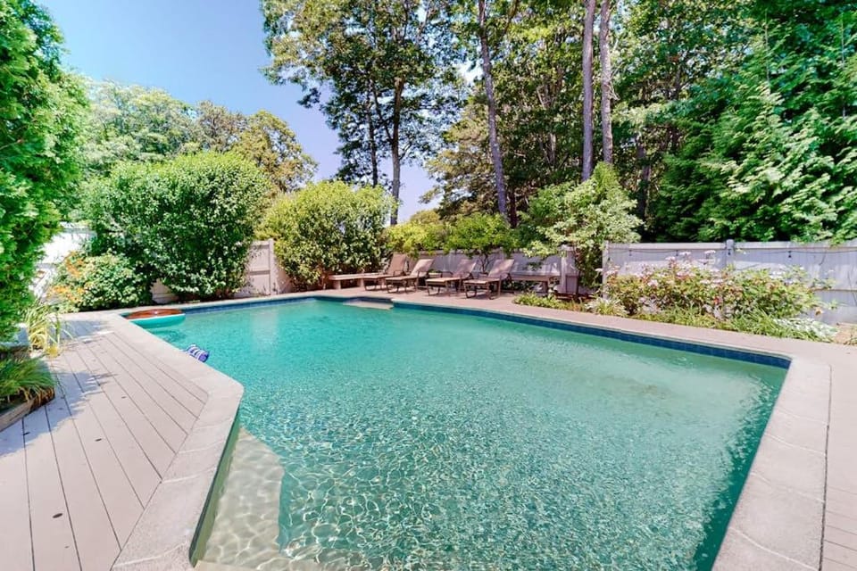 Mews Village Villa House in New Seabury
