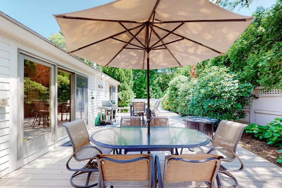 Mews Village Villa House in New Seabury