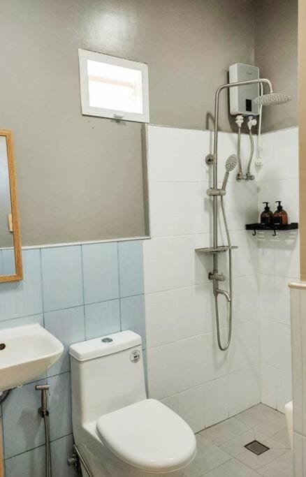 Private Townhouse (Serenia Homestay) House in San Juan