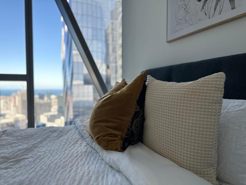Bed, Bedroom, Sea view
