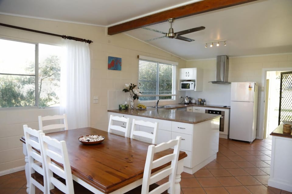 Shalom by the Sea House in Wongaling Beach