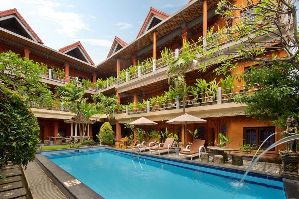 Swimming pool