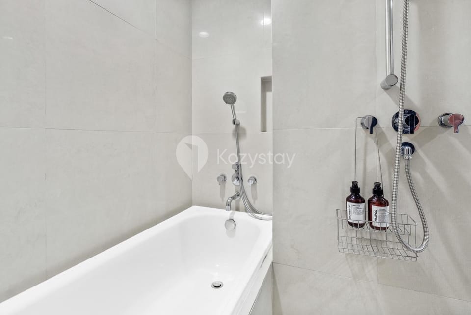 Bathroom, Bath