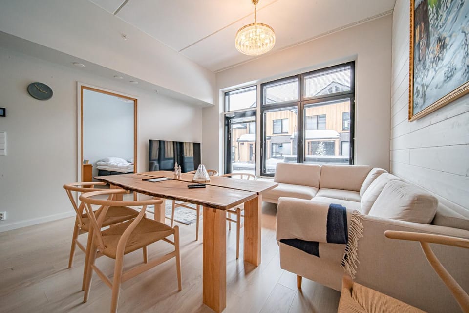 Levi Diamonds Luxury Private Jacuzzi & Ski-in&Out Apartment in Lapland