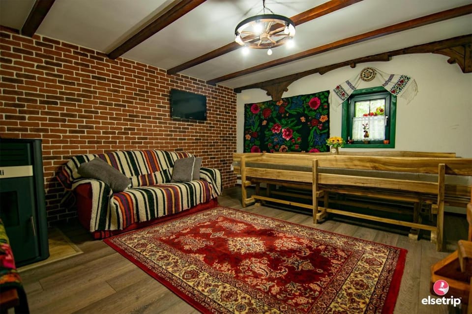 Căsuța Doinița House in Romania