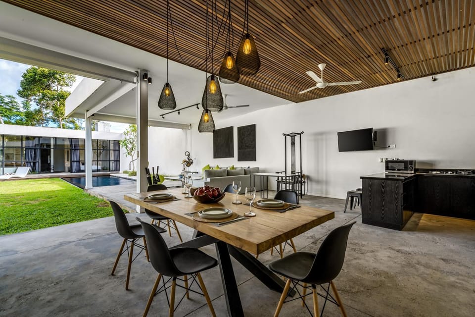 Communal lounge/ TV room, TV and multimedia, View (from property/room), Kitchen or kitchenette, Dining area