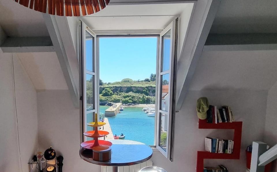 CAROL'S Sauzon Apartment in Brittany