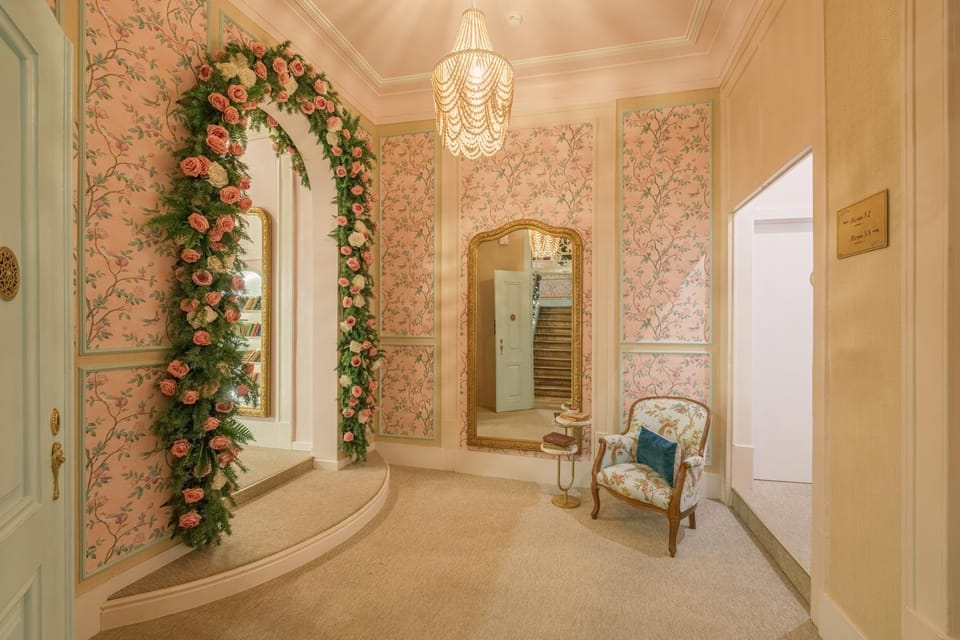 Casinha das Flores Bed and Breakfast in Lisbon