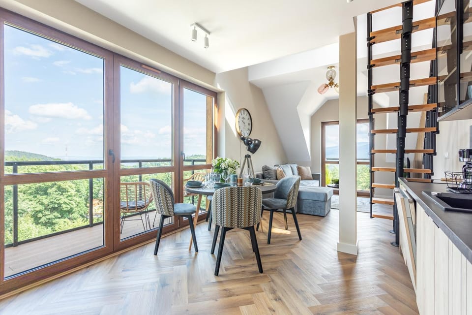 View (from property/room), Balcony/Terrace, Seating area