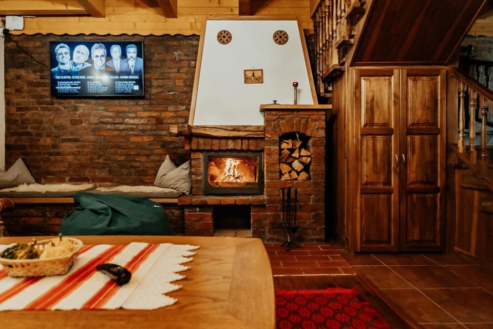 DEMETER Guesthouse FOX Siclod House in Romania