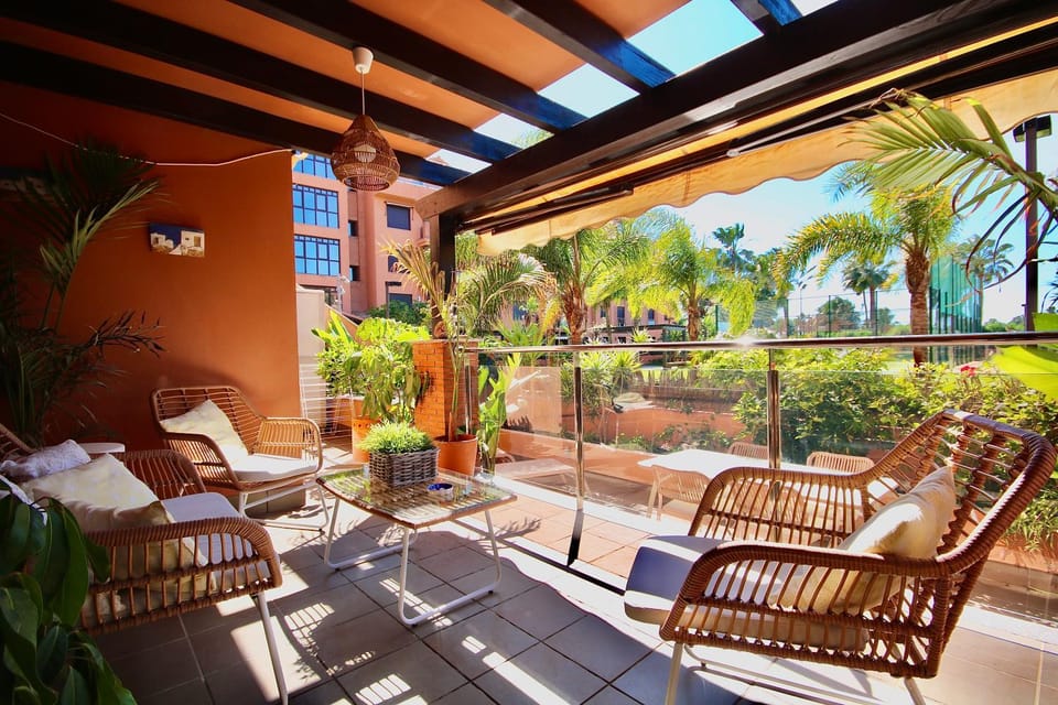 Patio, Spring, Day, Garden, View (from property/room), Balcony/Terrace, Living room, Seating area, Garden view, Pool view, Swimming pool, sunbed