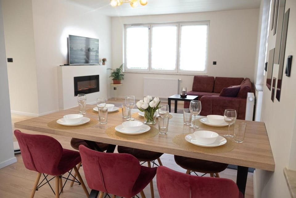 Comfortable flat with garden, self check-in, parking free Apartment in Poznan