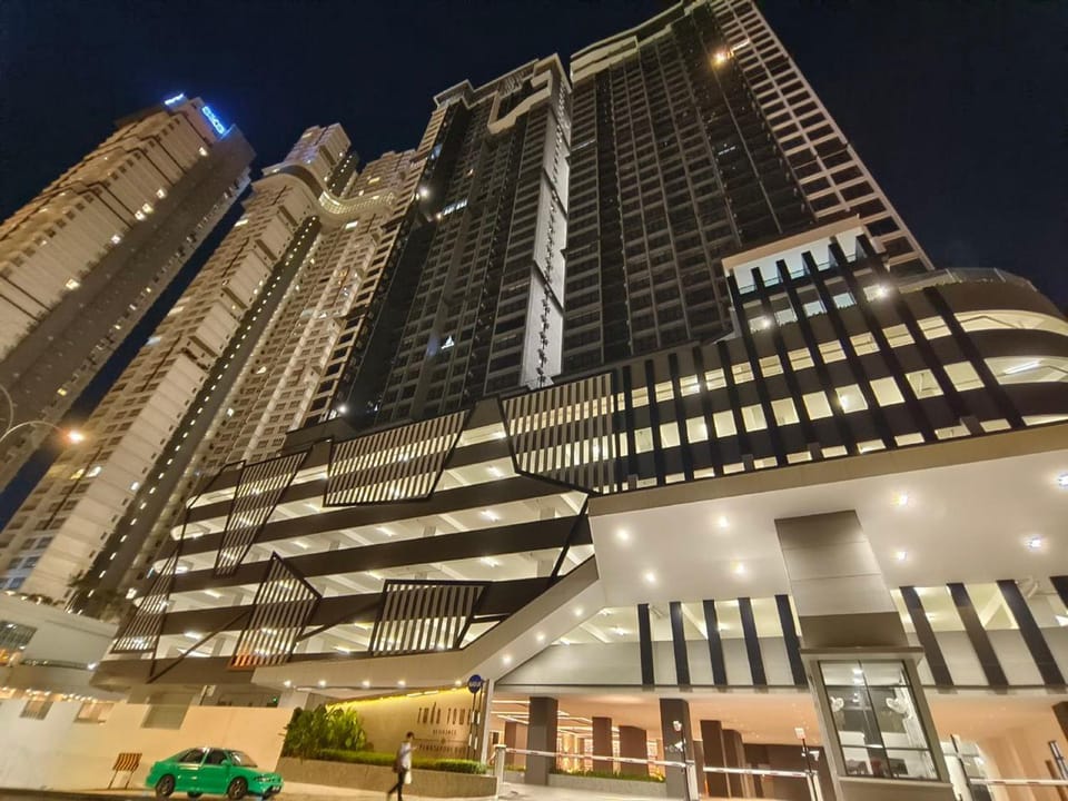 Property building, City view