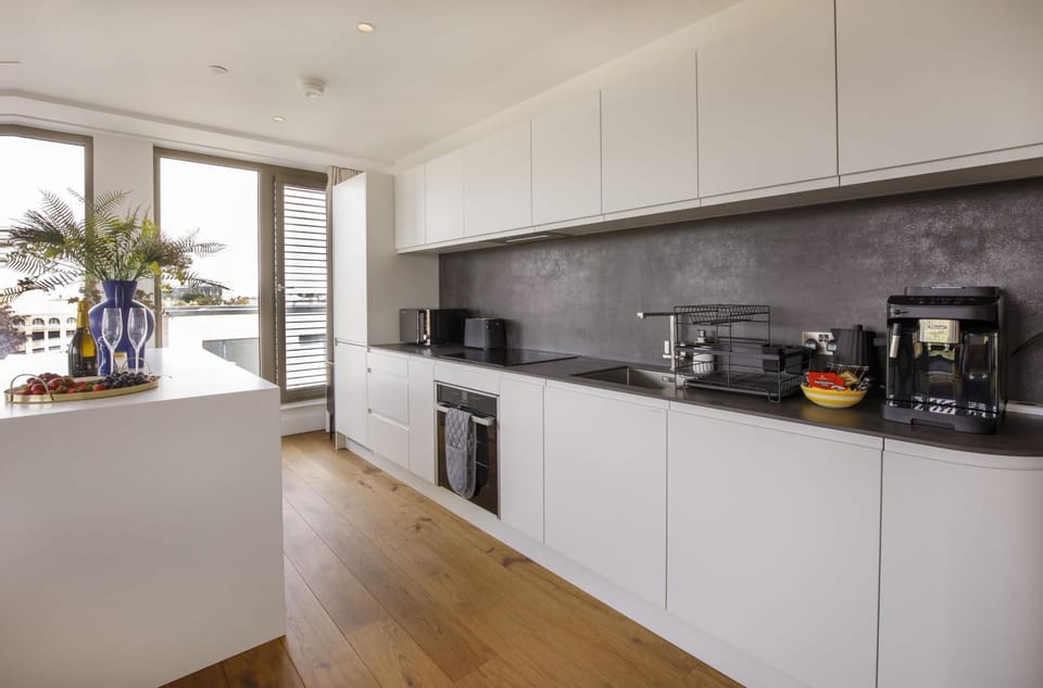 Property building, Kitchen or kitchenette