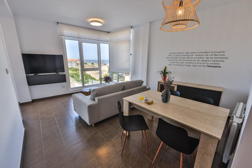 TV and multimedia, Living room, Dining area