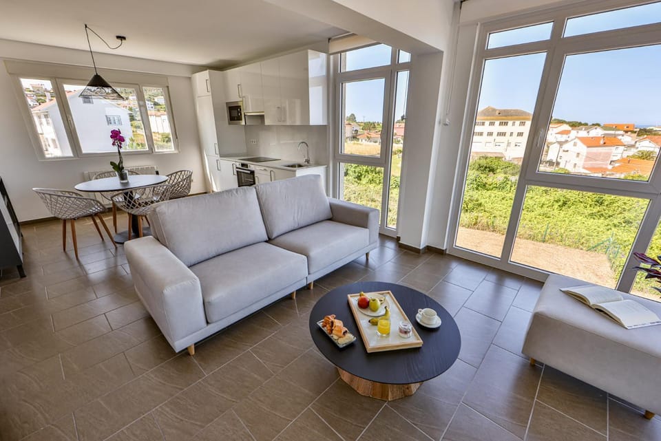 View (from property/room), Living room, Dining area