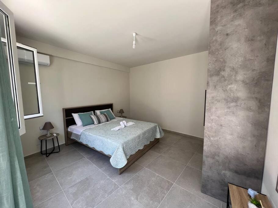 Modern Stylist House for Friends House in Crete