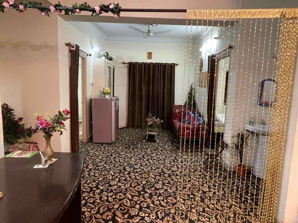A to Z Guest House Apartment in Hyderabad