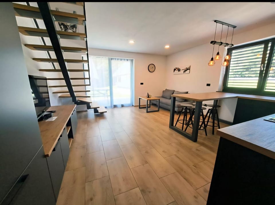 Riverside Apartma 1, Kranjska Gora Apartment in Friuli-Venezia Giulia
